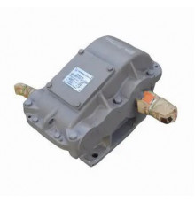 Крановый  редуктор Ц2-250-16